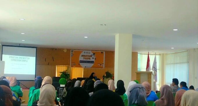HMJ ESY Adakan Seminar TOEFL