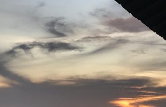 Menjadi Langit