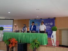Dekan FUAD UIN Datokarama Palu Lantik Sejumlah Pengurus Ormawa