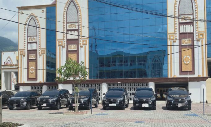 UIN Datokarama Palu Fasilitasi 11 Unit Mobil Baru, Warek II : Mobil Tersebut Tidak Seluruhnya Dikontrak
