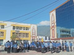 UIN Datokarama Palu Gelar Upacara Bulanan