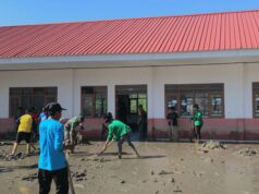 Mahasiswa KKN Tematik UIN Datokarama Palu Bantu Korban Bencana Banjir di Kecamatan Dolo Selatan