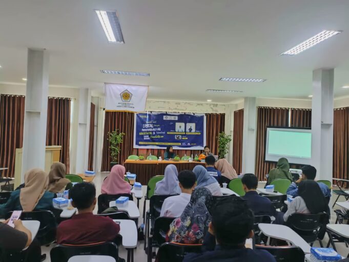 Gabungkan Kreativitas dan Teknologi dalam Bidang Pendidikan, HMPS TMAT UIN Datokarama Palu Gelar Pelatihan IT