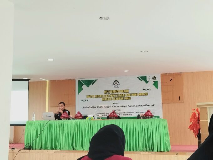 UPT Perpustakaan UIN Datokarama Palu Laksanakan Bimtek Kepenulisan Karya Ilmiah dan Video Kreatif Berbasis Kearifan Lokal