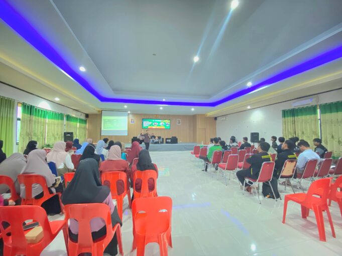 UKM LDK Al-Abrar UIN Datokarama Palu Ajak Mahasiswa Berwirausaha melalui Seminar Entrepreneur