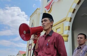 Dekan FTIK Janji Tindak Lanjuti Tuntutan Mahasiswa Secara Bertahap