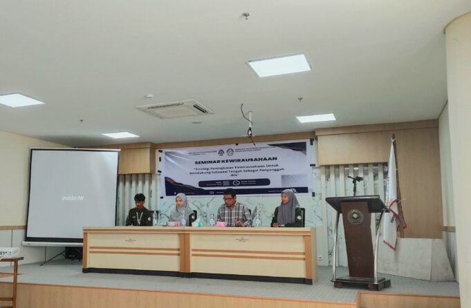 HMPS HES Gelar Seminar Kewirausahaan, Dorong Ekonomi Sulawesi Tengah