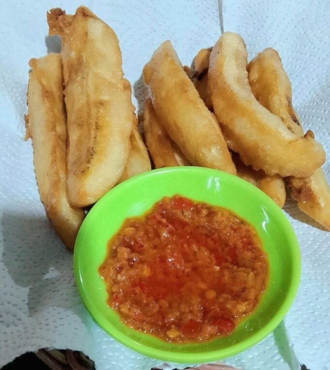 Pisang Goreng dan Rica