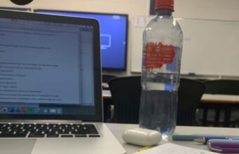 Cinta Mahasiswa yang Tersembunyi