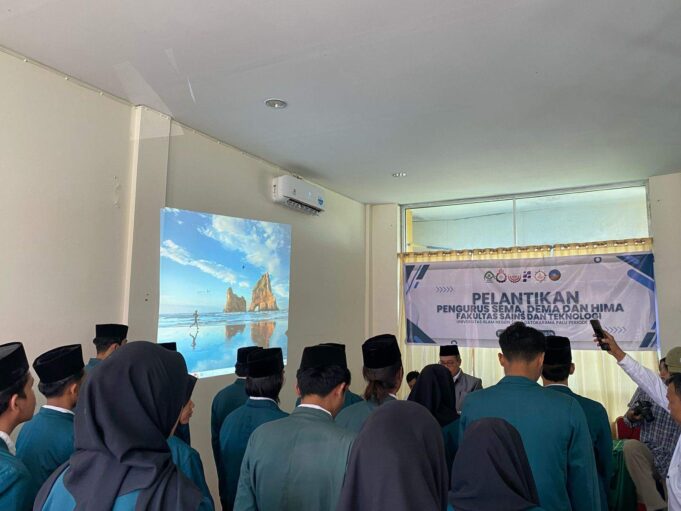 Dekan SAINTEK Lantik Sejumlah Pengurus Ormawa