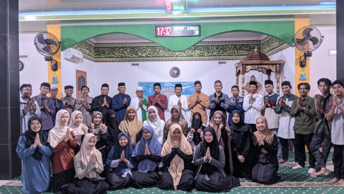 Kolaborasi DEMA dan LDK Al-Abrar: Pererat Kebersamaan dalam Safari Ramadan