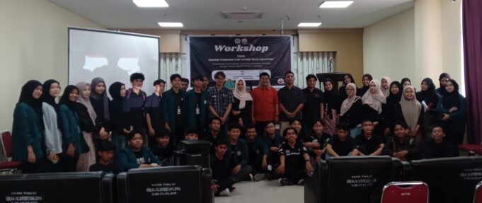 Ciptakan Solusi Kreatif, DEMA FSAINTEK Adakan Workshop Design Thinking