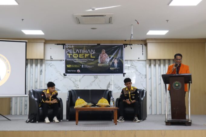 HMJ ESY Gelar Pelatihan TOEFL : Pentingnya Bahasa Inggris dalam Dunia Akademik dan Profesional