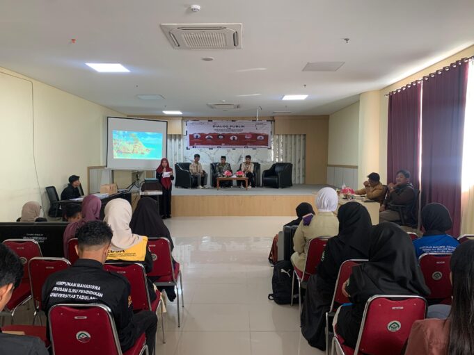Dema FEBI Soroti Gaya Hidup Gengsi Lewat Dialog Publik