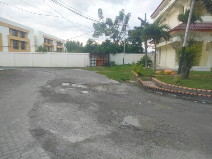 Jalan Rusak, Anggaran Ketat: Perbaikannya Tertunda Lagi