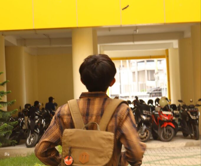 Pergi Tanpa Alasan yang Kukenal