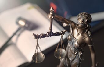 Saat Hukum Diperjualbelikan, Keadilan Mati dan Korban Terlupakan