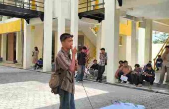 Ormawa Fasya Menggugat: Mahasiswa Suarakan Keresahan di Mimbar Bebas