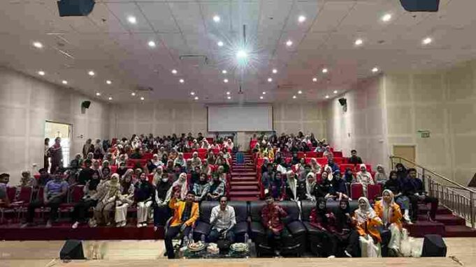 Seminar Kewirausahaan UNM: Bangun Jiwa Entrepreneur Muda