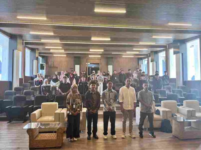 Seminar Technology Dema FSaintek Kupas Inovasi Mikrochip, Dorong Kolaborasi RI–Inggris