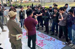 Mahasiswa Desak DPRD Palu Rampungkan Perda, Suarakan Penolakan terhadap LGBT