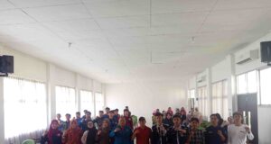 Seminar Kewirausahaan Kopma Dorong Mahasiswa Berani Wujudkan Ide Usaha