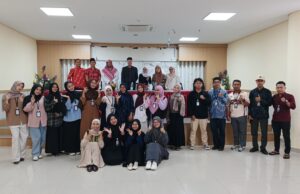 UPT Bahasa UIN Datokarama Bekali Alumni Berprestasi dengan Bahasa Asing