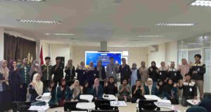 Seminar Kewirausahaan TMAT, Mahasiswa Didorong Ciptakan Peluang